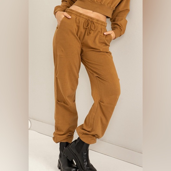 229B. High Waisted Draw String Sweatpants - Brown - Picture 1 of 5